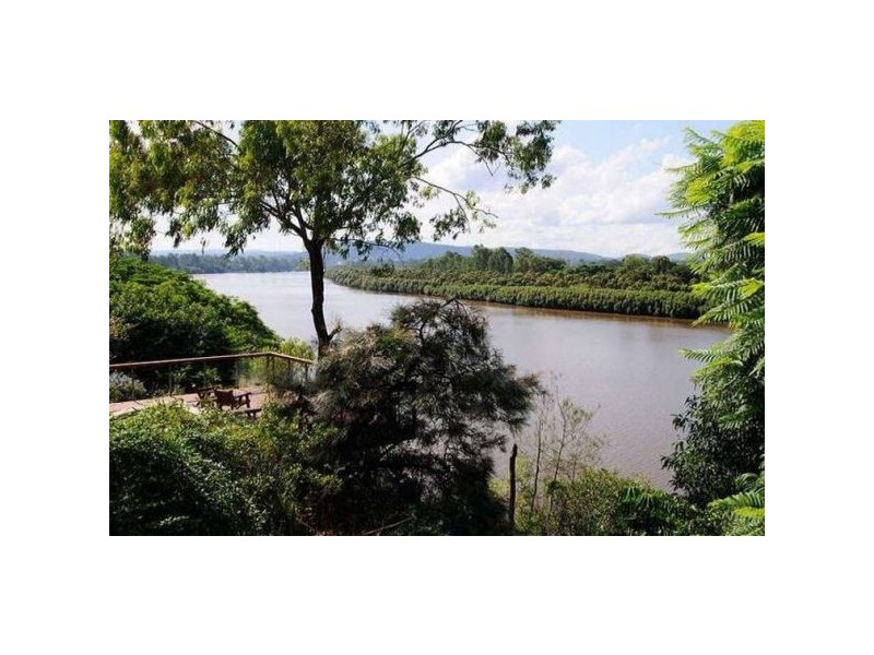 47 King Arthur Terrace, Tennyson QLD 4105