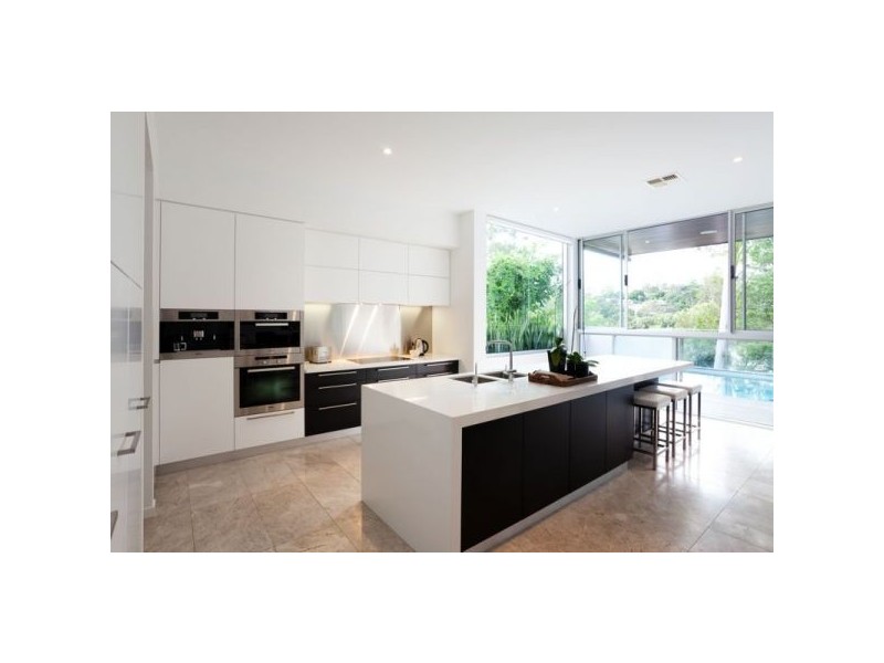 15 Longman Terrace, Chelmer QLD 4068