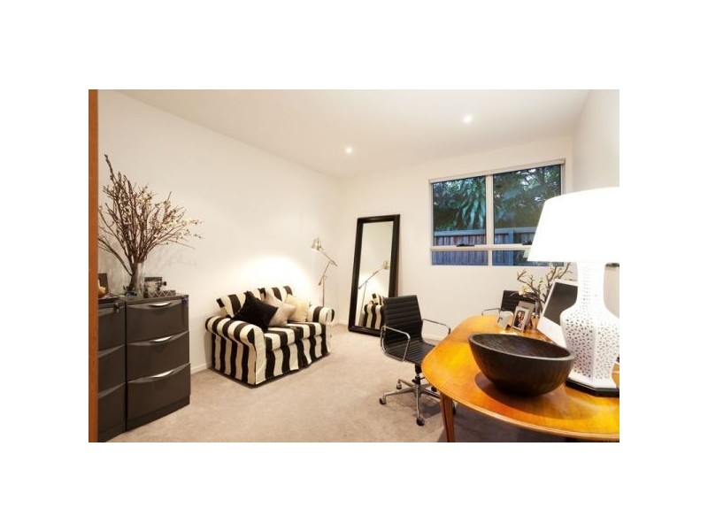 15 Longman Terrace, Chelmer QLD 4068