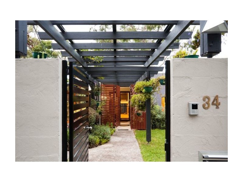 34 Jilba St, Indooroopilly QLD 4068