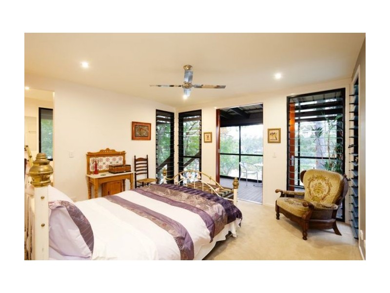 34 Jilba St, Indooroopilly QLD 4068