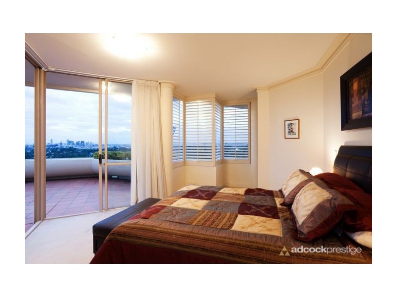 35/32 Tipuana Pl, Bardon QLD 4065