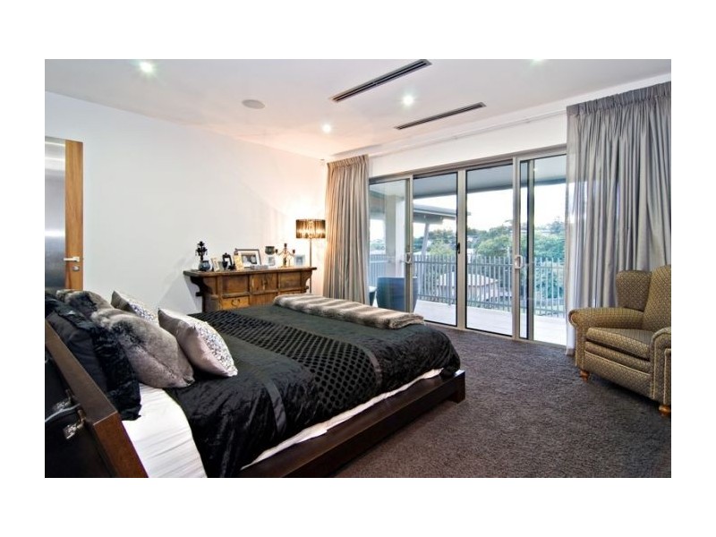 94 Minimine Street, Stafford QLD 4053