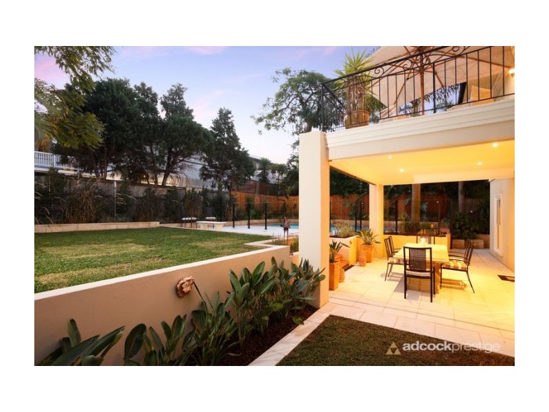 6 Wattle Street, Ascot QLD 4007