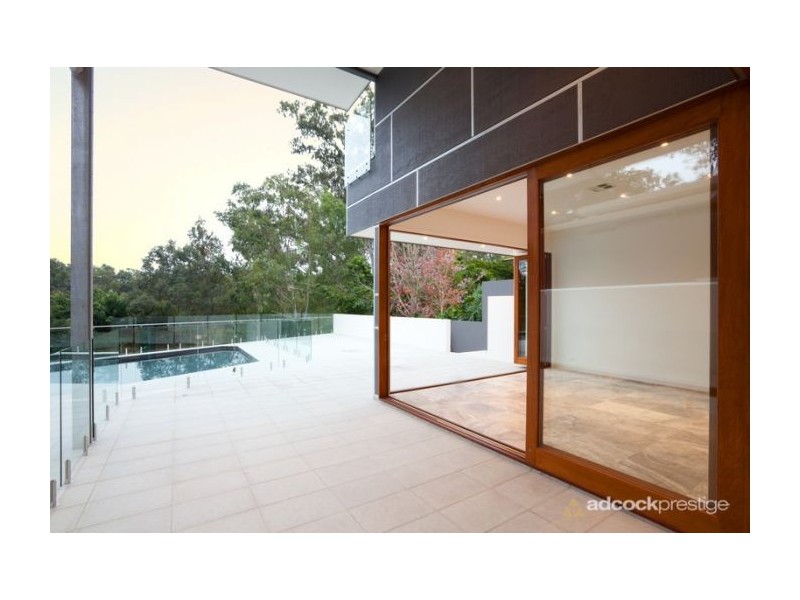 6 Verney Rd  W, Chelmer QLD 4068