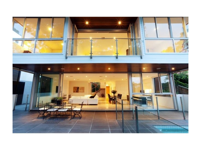 15 Longman Tce, Chelmer QLD 4068