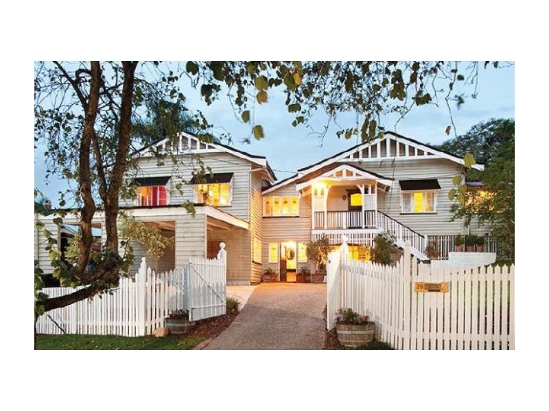 28 Victoria Ave, Chelmer QLD 4068