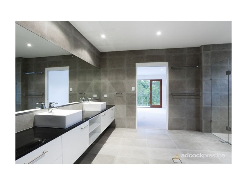 6 Verney Rd West, Chelmer QLD 4068