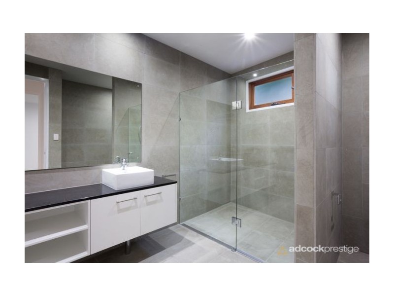 6 Verney Rd West, Chelmer QLD 4068