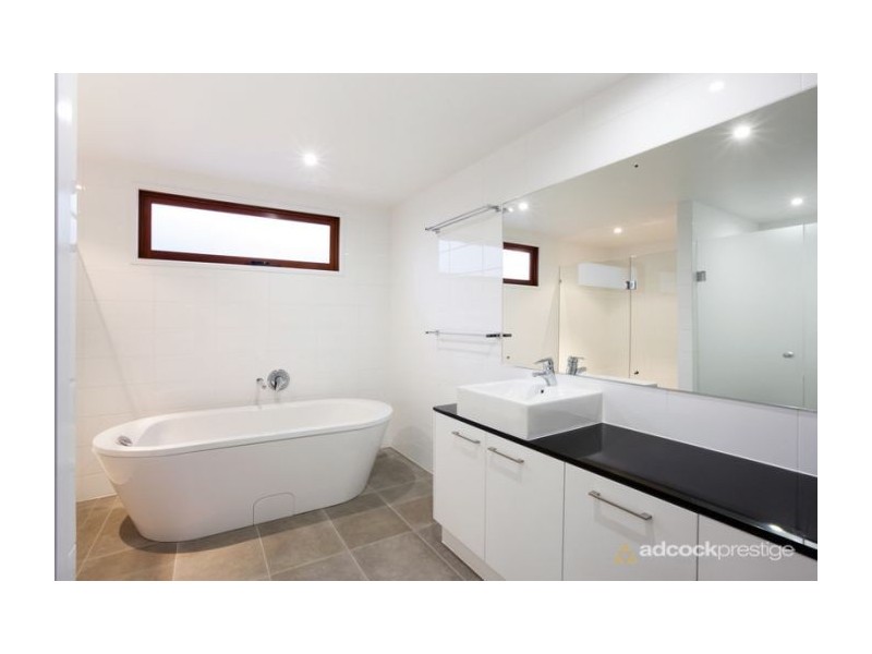 6 Verney Rd West, Chelmer QLD 4068