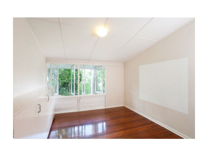 124 Queenscroft St, Chelmer QLD 4068