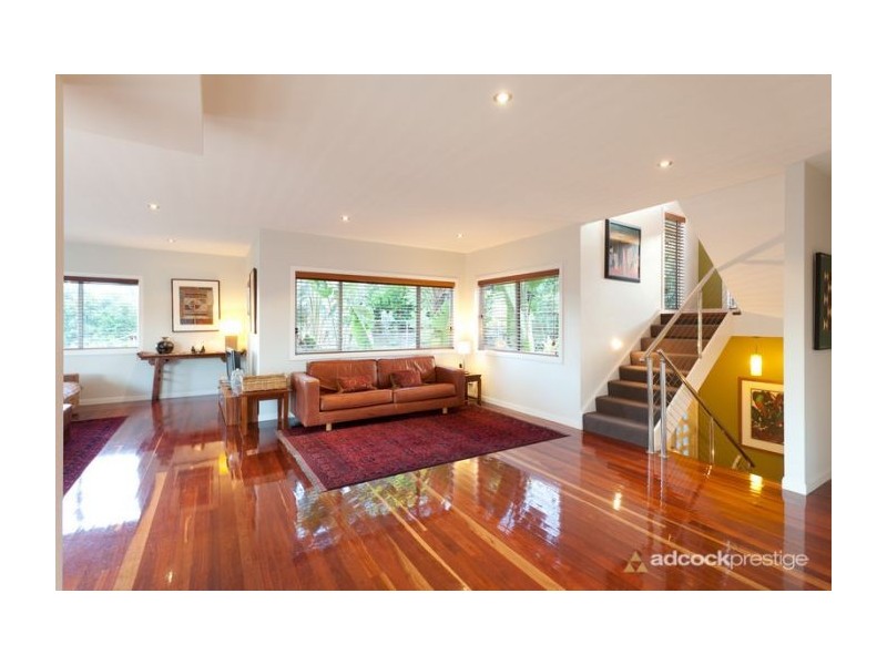 23 Hebe Street, Bardon QLD 4065