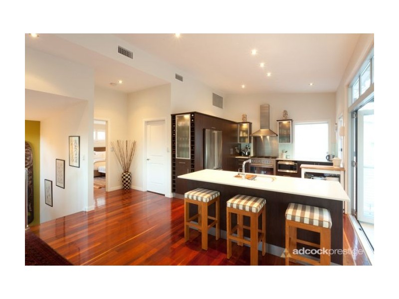 23 Hebe Street, Bardon QLD 4065