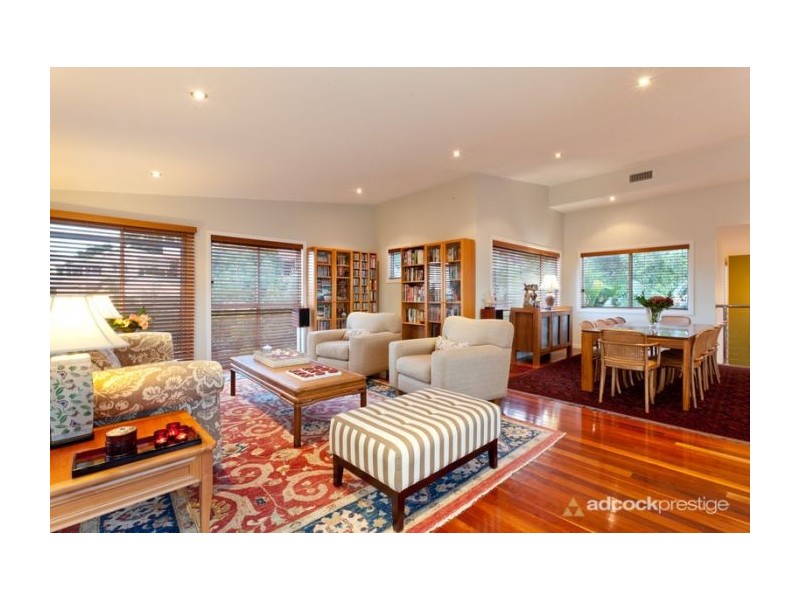 23 Hebe Street, Bardon QLD 4065
