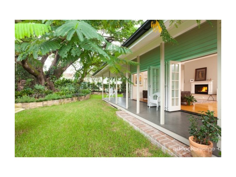 28 Victoria Av, Chelmer QLD 4068