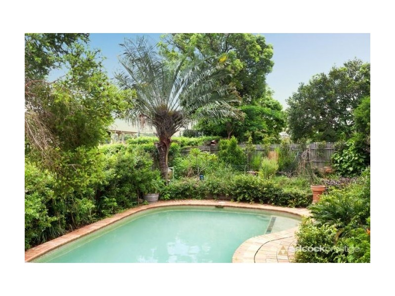 28 Victoria Av, Chelmer QLD 4068