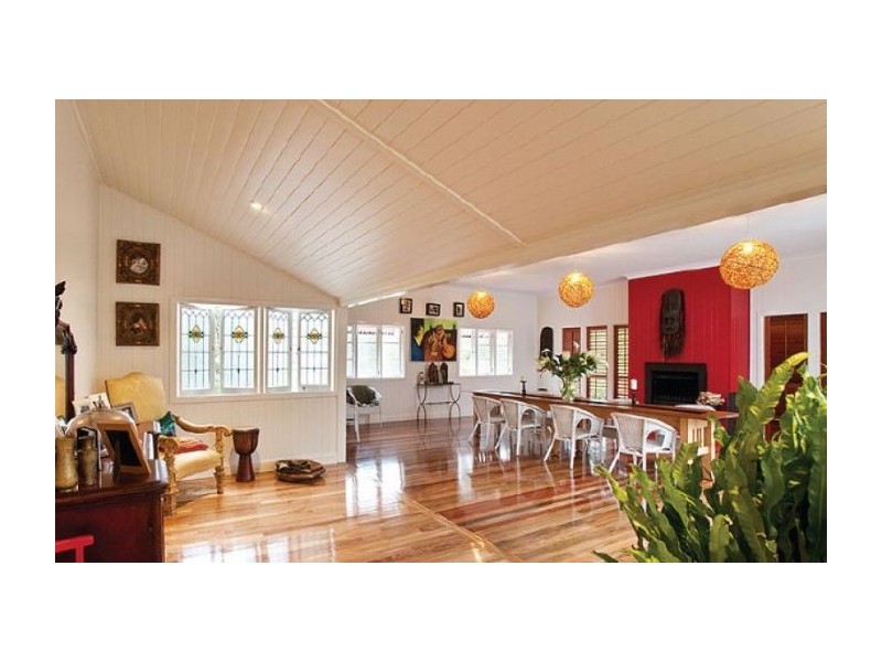 28 Victoria Av, Chelmer QLD 4068