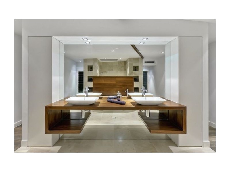 287c Kenmore Rd, Fig Tree Pocket QLD 4069