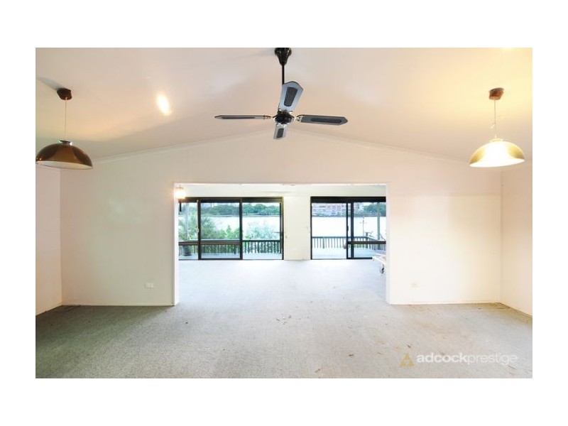 42 Wendell Street, Norman Park QLD 4170