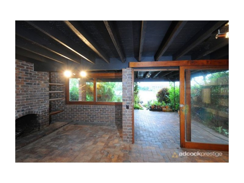 42 Wendell Street, Norman Park QLD 4170