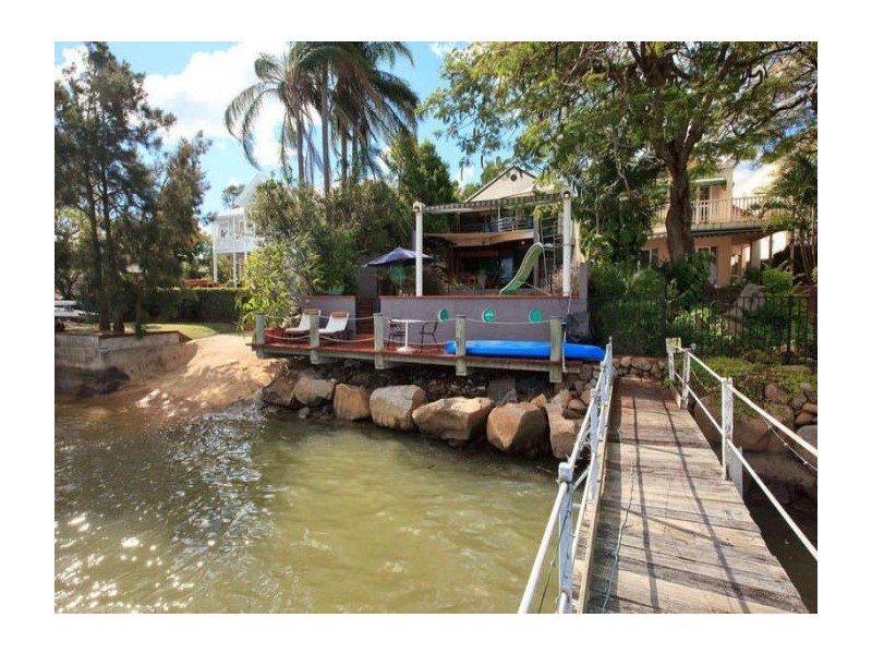 102 Quay Street, Bulimba QLD 4171