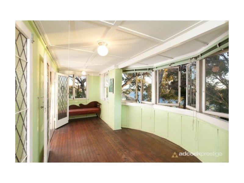 50 Aaron Avenue, Hawthorne QLD 4171