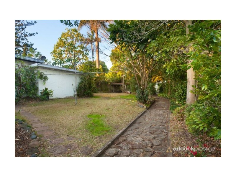 50 Aaron Avenue, Hawthorne QLD 4171