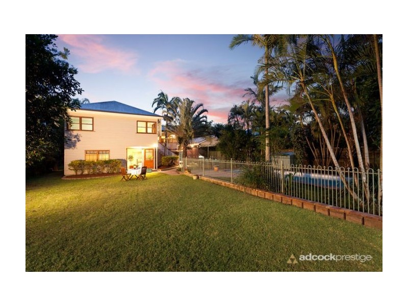 82 Hargreaves Avenue, Chelmer QLD 4068