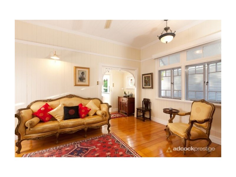 82 Hargreaves Avenue, Chelmer QLD 4068