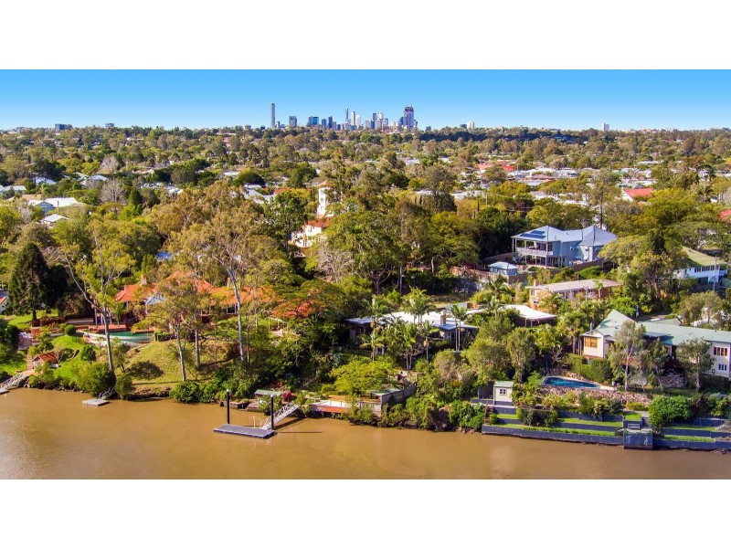 8 Long St West, Graceville QLD 4075