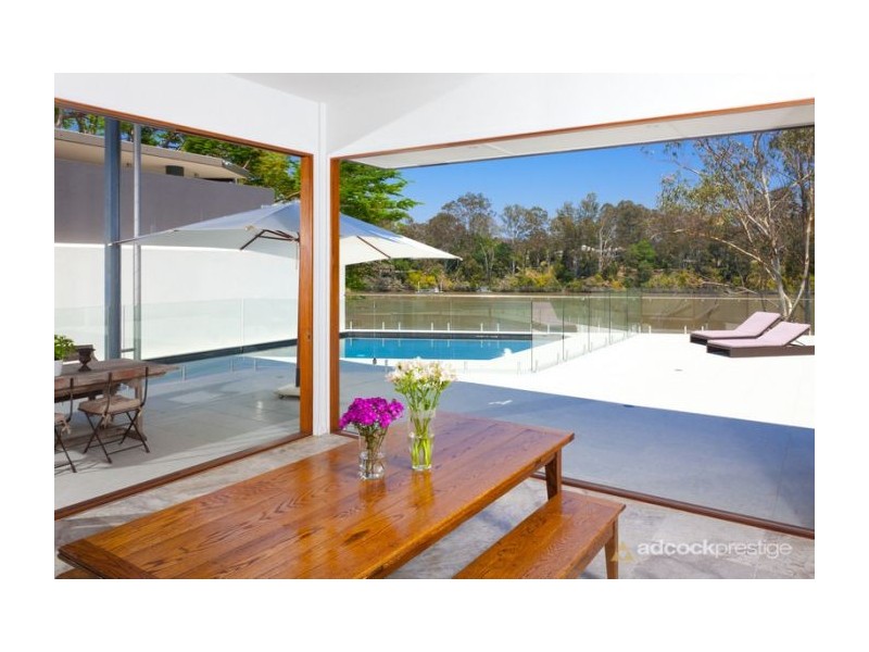 6 Verney Rd W, Graceville QLD 4075