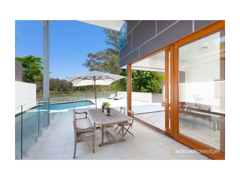 6 Verney Rd W, Graceville QLD 4075