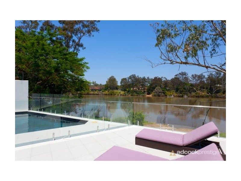 6 Verney Rd W, Graceville QLD 4075