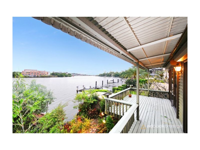 42 Wendell St, Norman Park QLD 4170