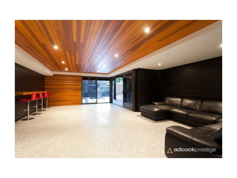 27 Morley St, Chelmer QLD 4068