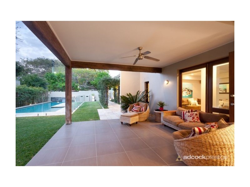 48 Baty Street, St Lucia QLD 4067