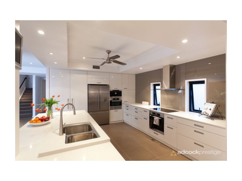 48 Baty Street, St Lucia QLD 4067