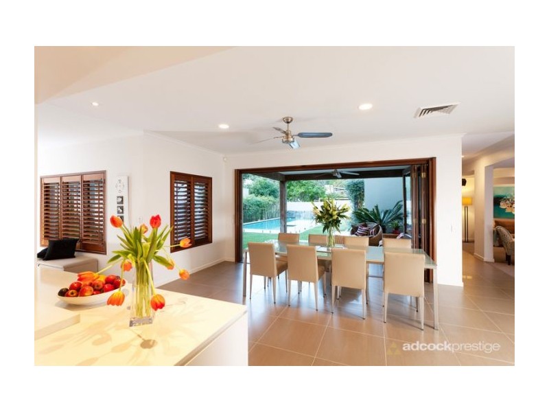 48 Baty Street, St Lucia QLD 4067