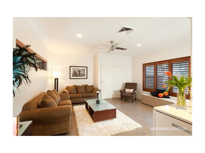 48 Baty Street, St Lucia QLD 4067