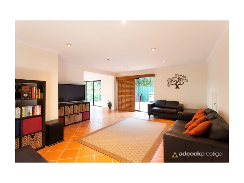 20 Spinkbrae Street, Fig Tree Pocket QLD 4069