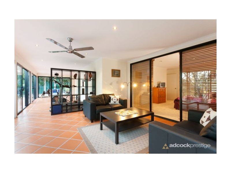 20 Spinkbrae Street, Fig Tree Pocket QLD 4069