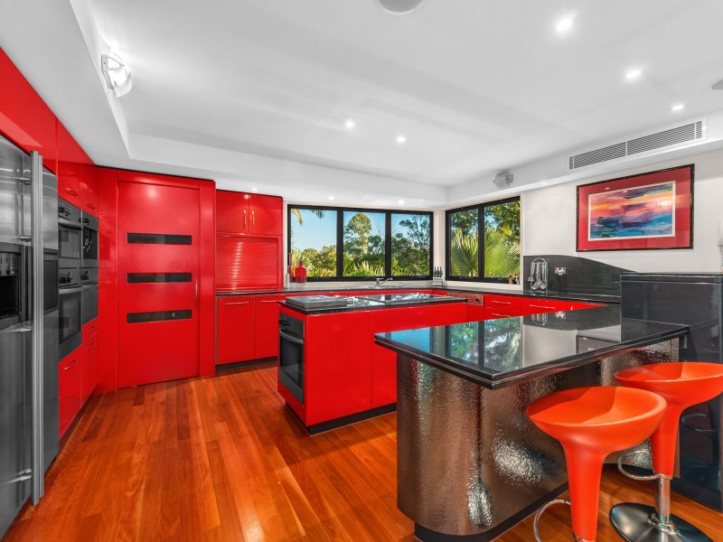 71 Robertson Place, Fig Tree Pocket QLD 4069