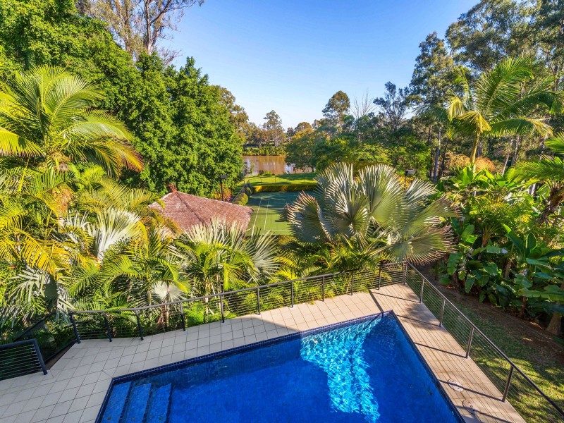71 Robertson Place, Fig Tree Pocket QLD 4069
