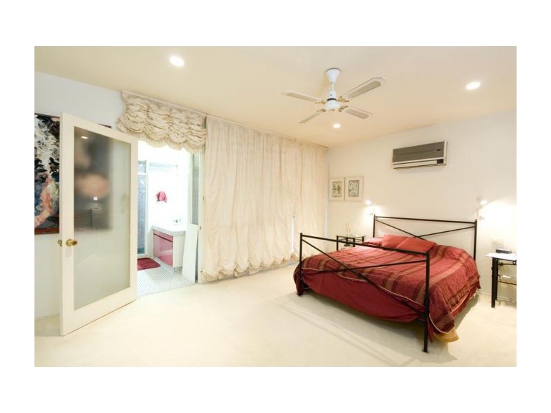 1 Tapley Street, Corinda QLD 4075