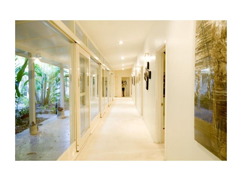 1 Tapley Street, Corinda QLD 4075