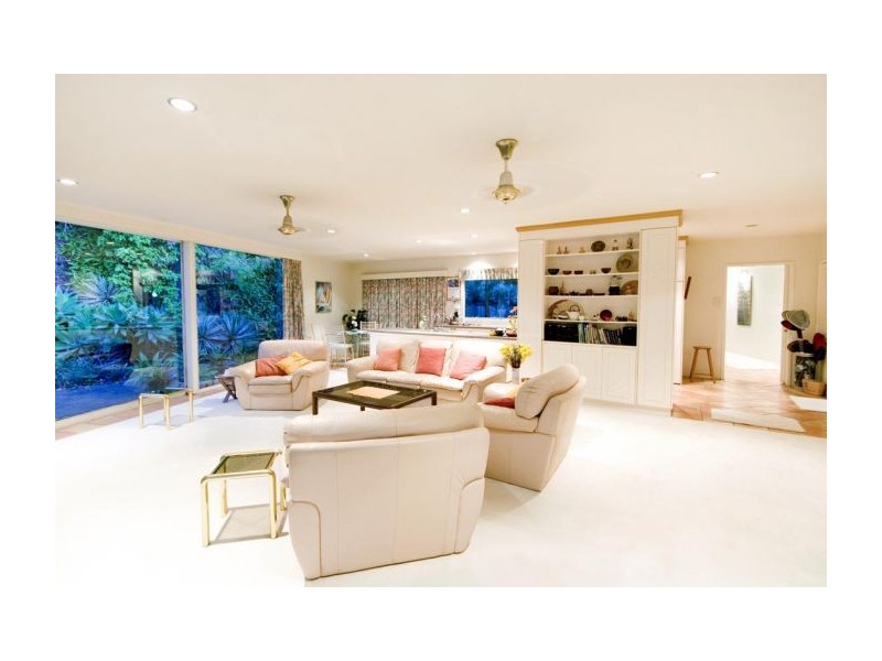 1 Tapley Street, Corinda QLD 4075