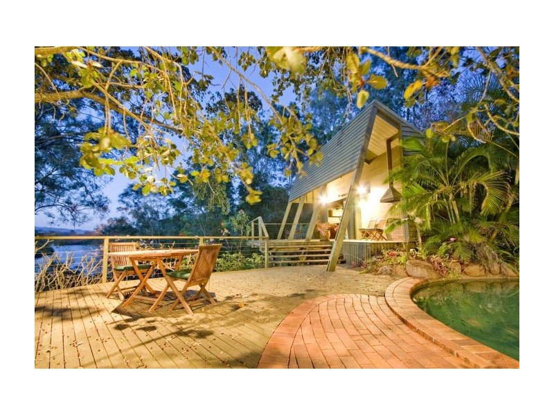 1 Tapley Street, Corinda QLD 4075