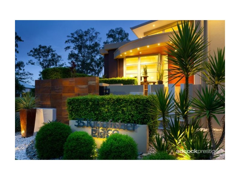 35 Kingfisher Pl, Kenmore QLD 4069