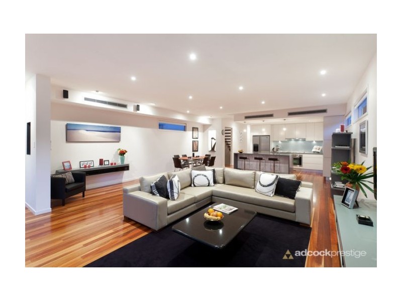 30 Teesdale Street, Corinda QLD 4075