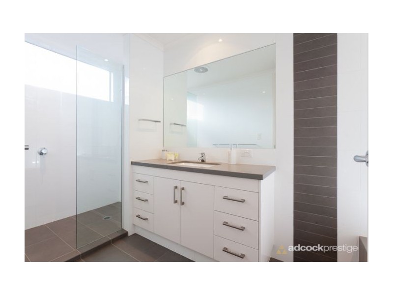 30 Teesdale Street, Corinda QLD 4075